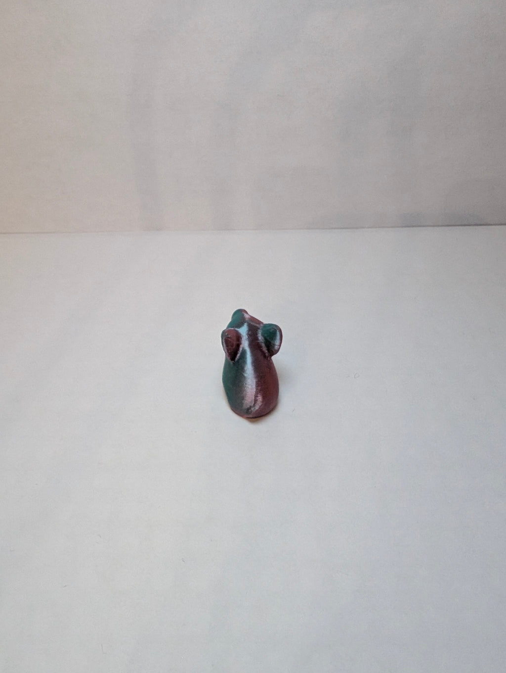 The Shimmering Silk Piglet – No Mud, All Shine