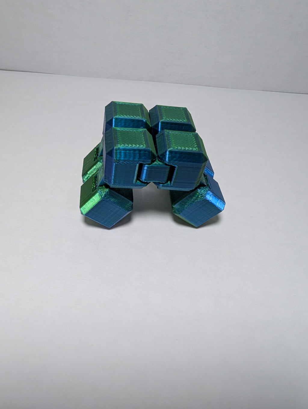 The Mystic Silk Infinity Cube – The Loop That Never Ends